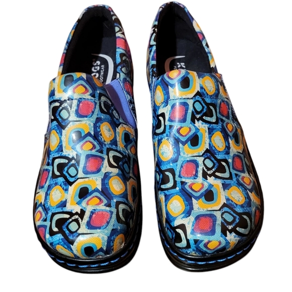 Klogs Footwear Naples Black with Geometric Pattern Nursing Shoes Size 7 - Picture 2 of 10